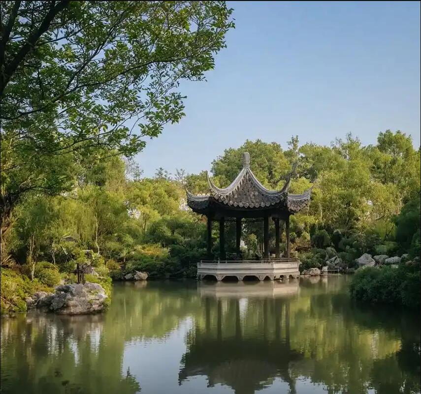 青岛南松餐饮有限公司